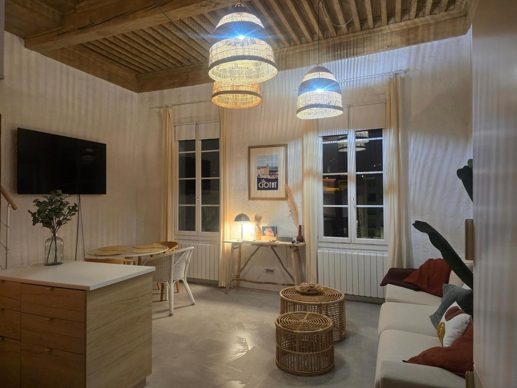 Appart Avec Parking, 150M Du Vieux Port, 50 M2 La Ciotat Buitenkant foto